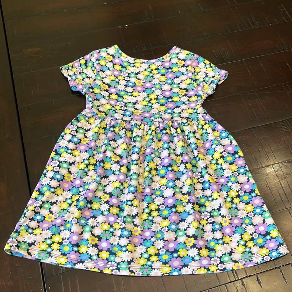 Girl 5T, 5 dress bundle, 4th of July denim floral - Picture 13 of 13